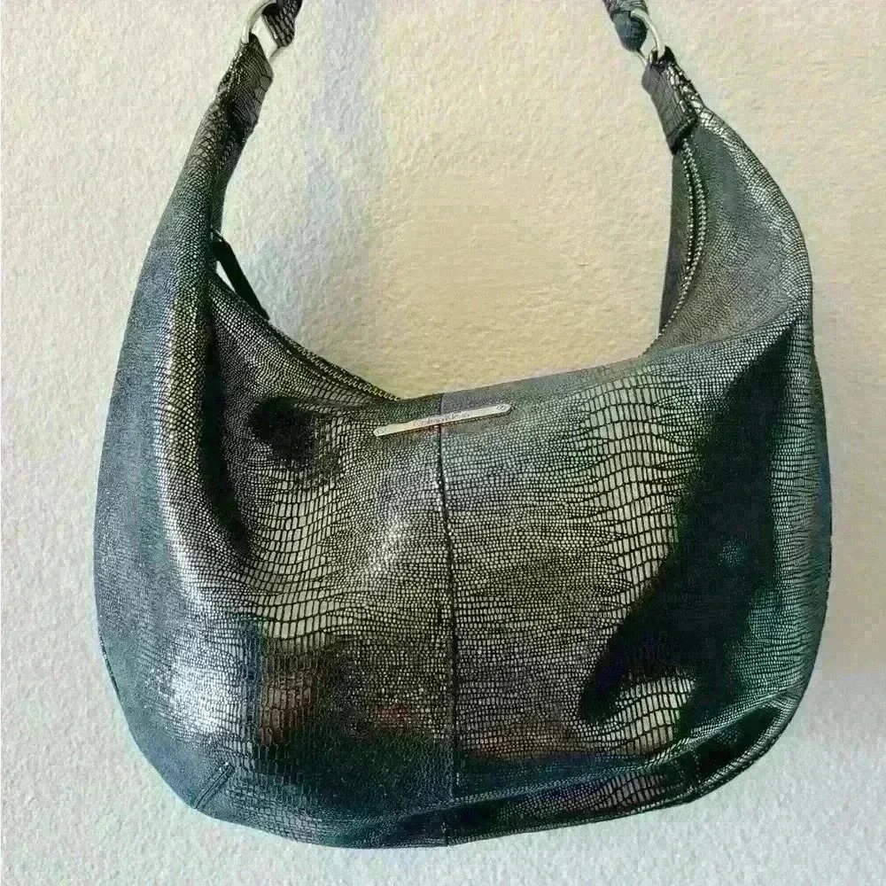 Calvin Klein shoulder purse like new - Picture 3 of 11